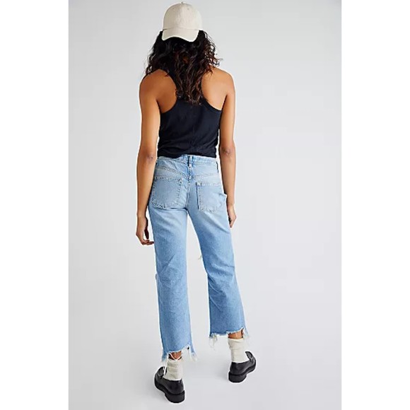 Free People NWT Maggie Mid Rise Straight Leg Blue Denim Chewed Hem Jeans 28 New - Picture 2 of 11